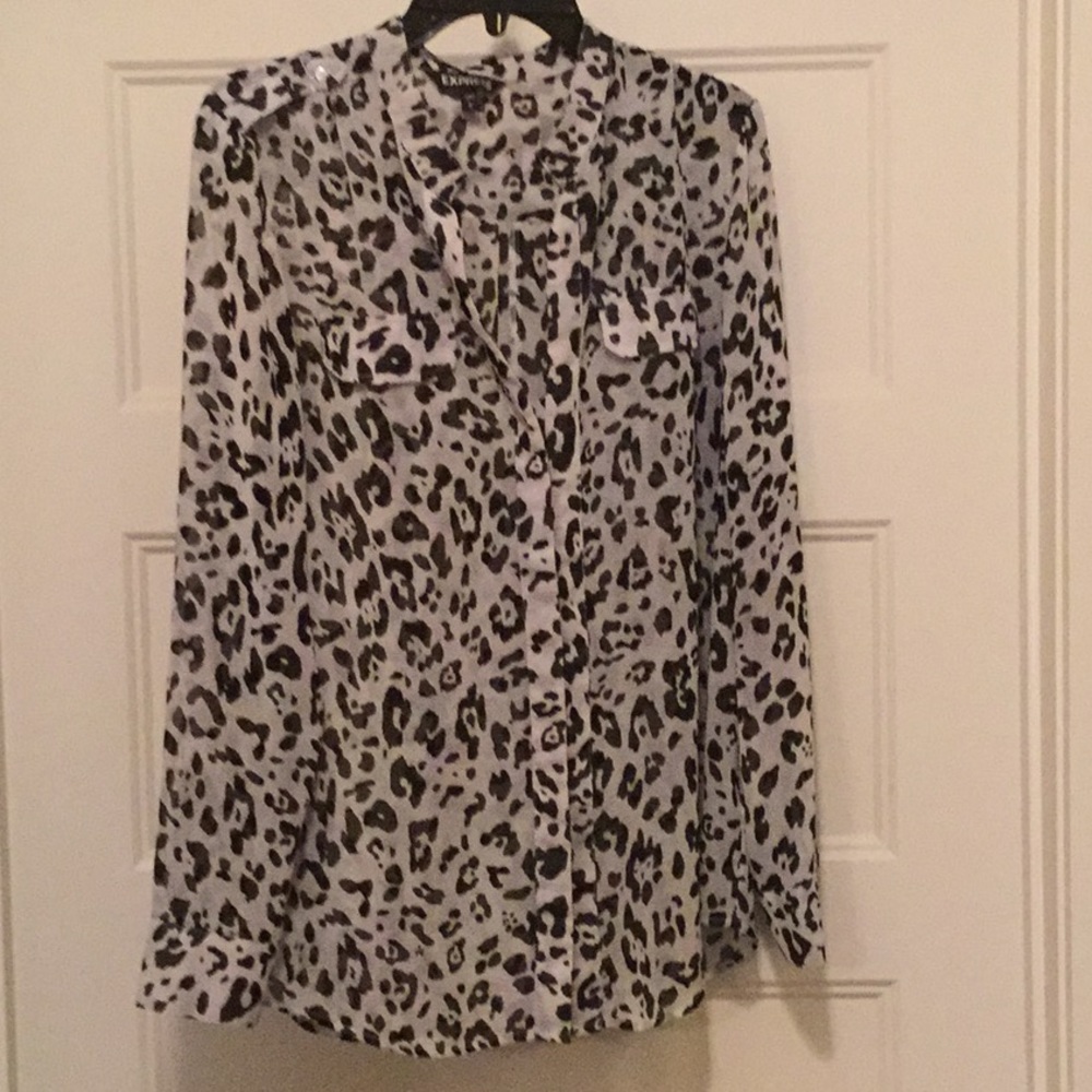 EXPRESS CHEETAH BLACK & WHITE BLOUSE